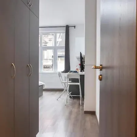 Apartment And Cozy K67