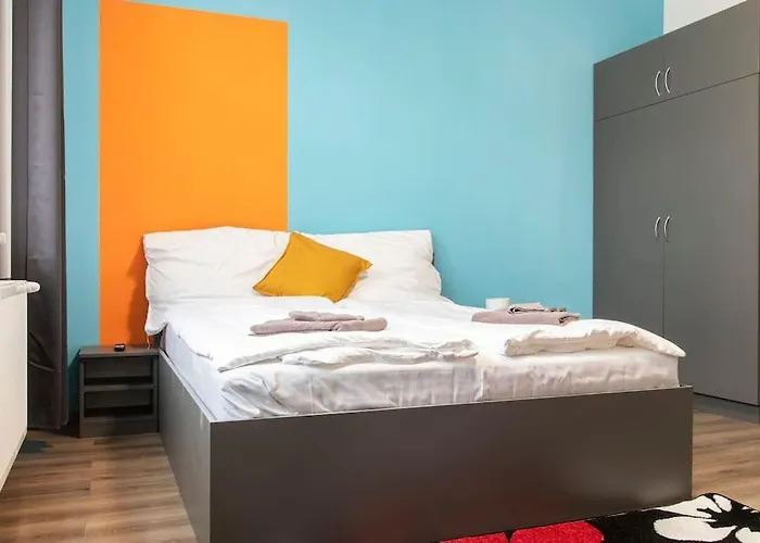 And Cozy K67 Budapest